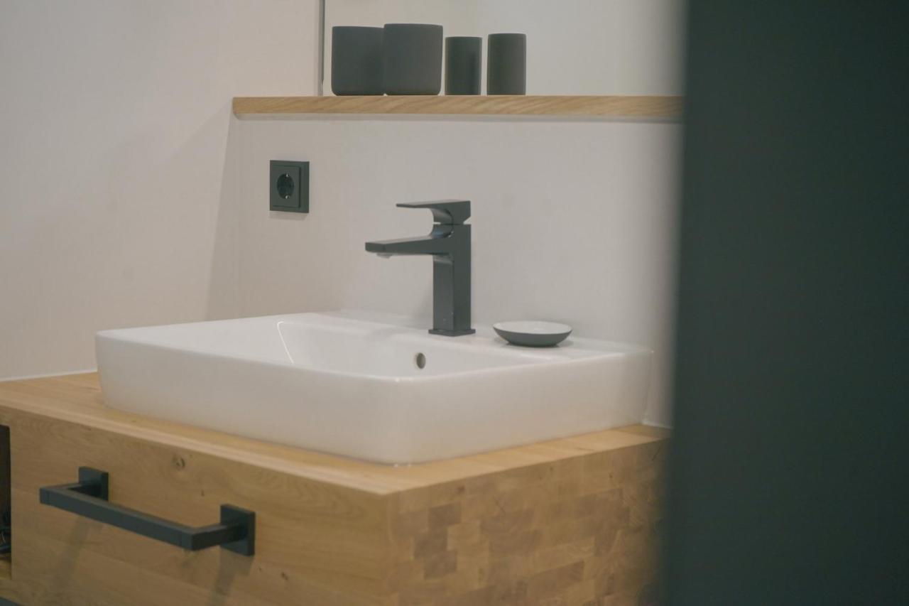 Cella Apartments **** Zell im Wiesenthal Bagian luar foto